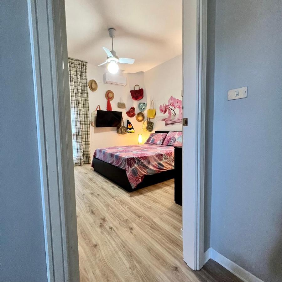 Paradise Apartment *